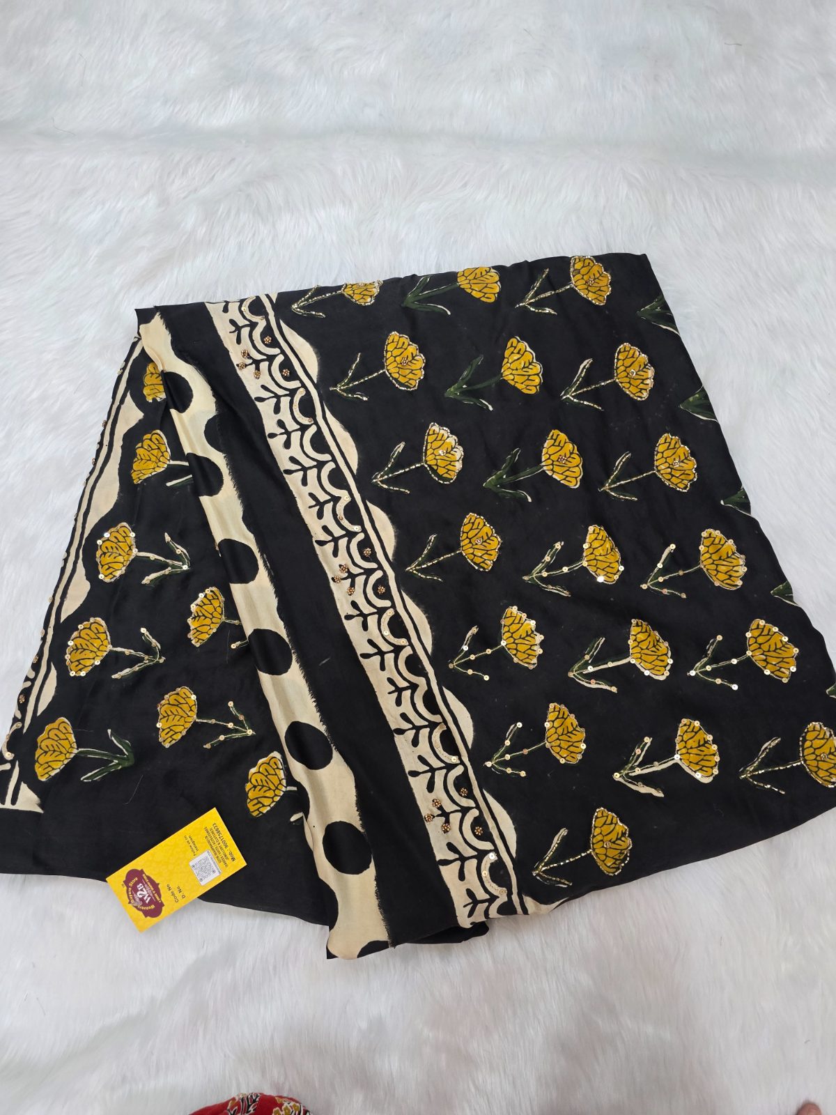 Hand embroidered Block print Modal Silk saree – product detail 4